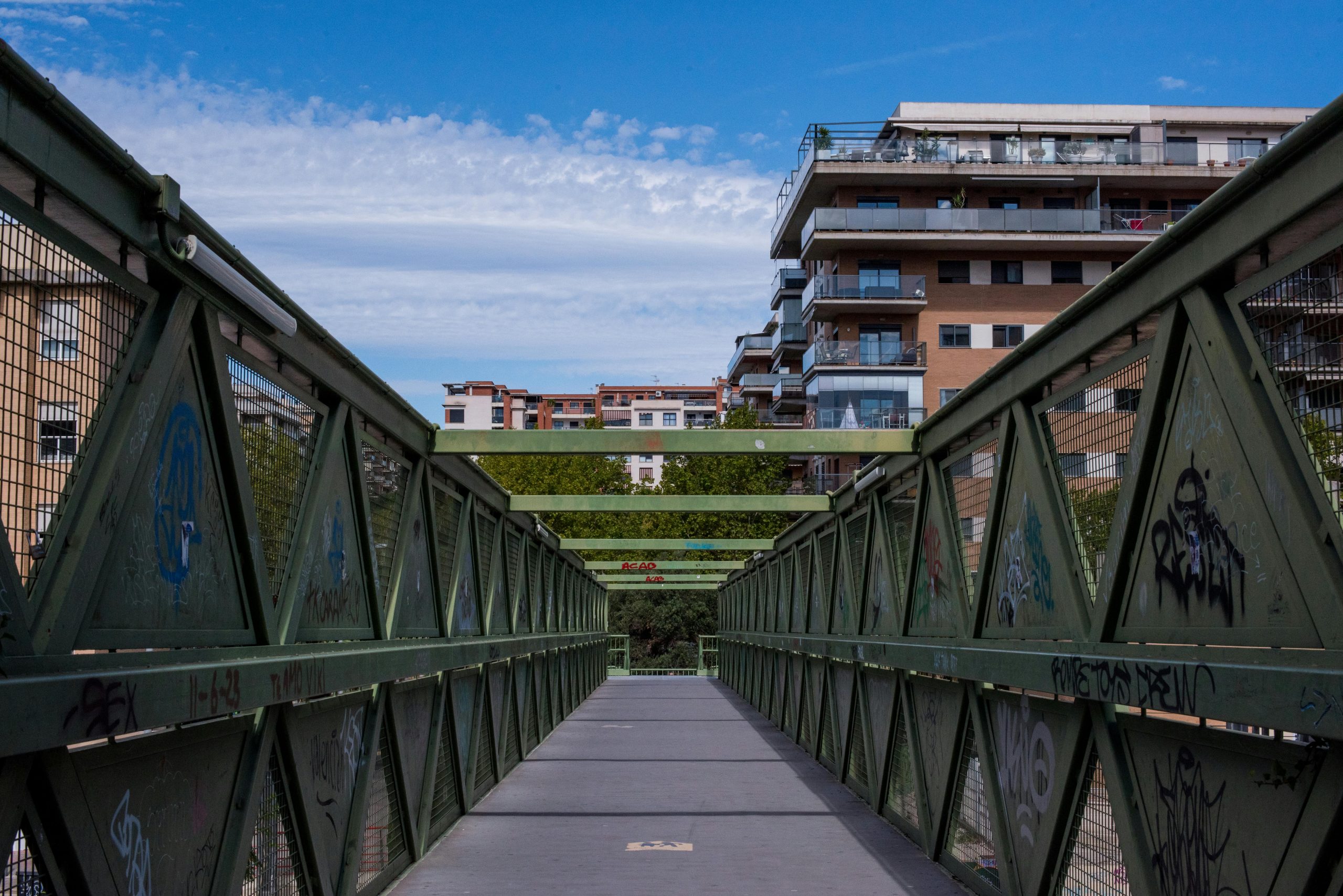 Reliable Steel Construction Trusses: Get a Free Quote Today